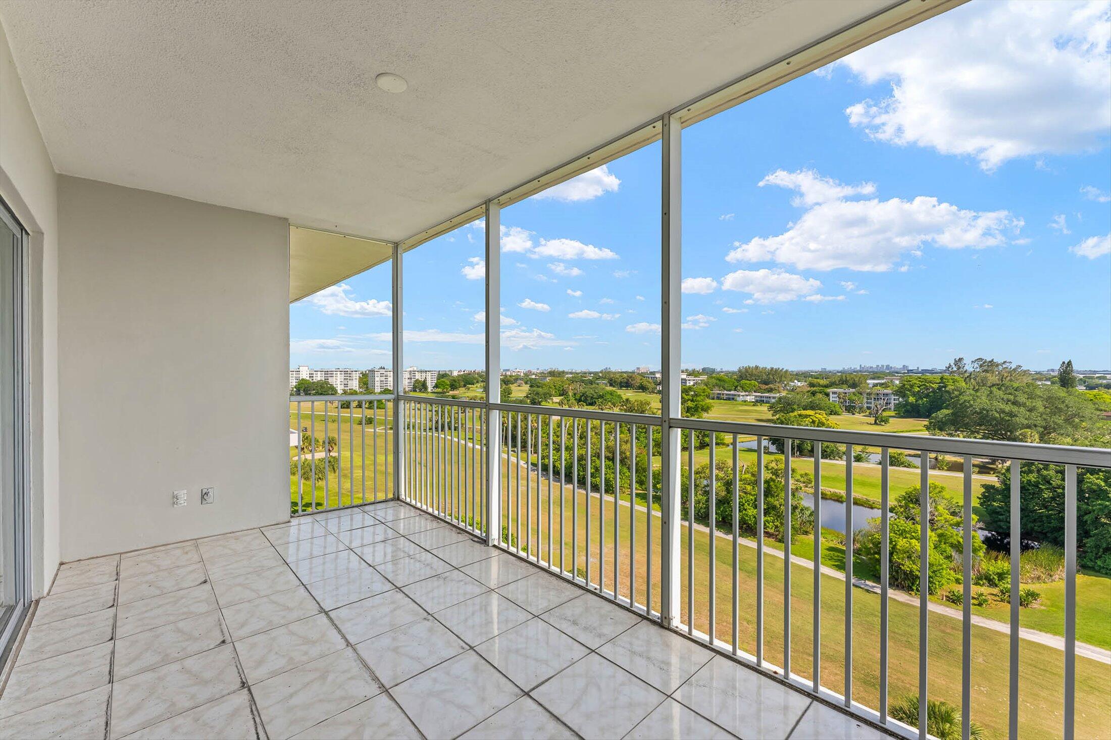 PALM-AIRE - Residential
