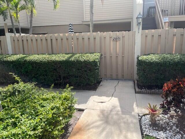 602 Executive Center Drive Unit 105