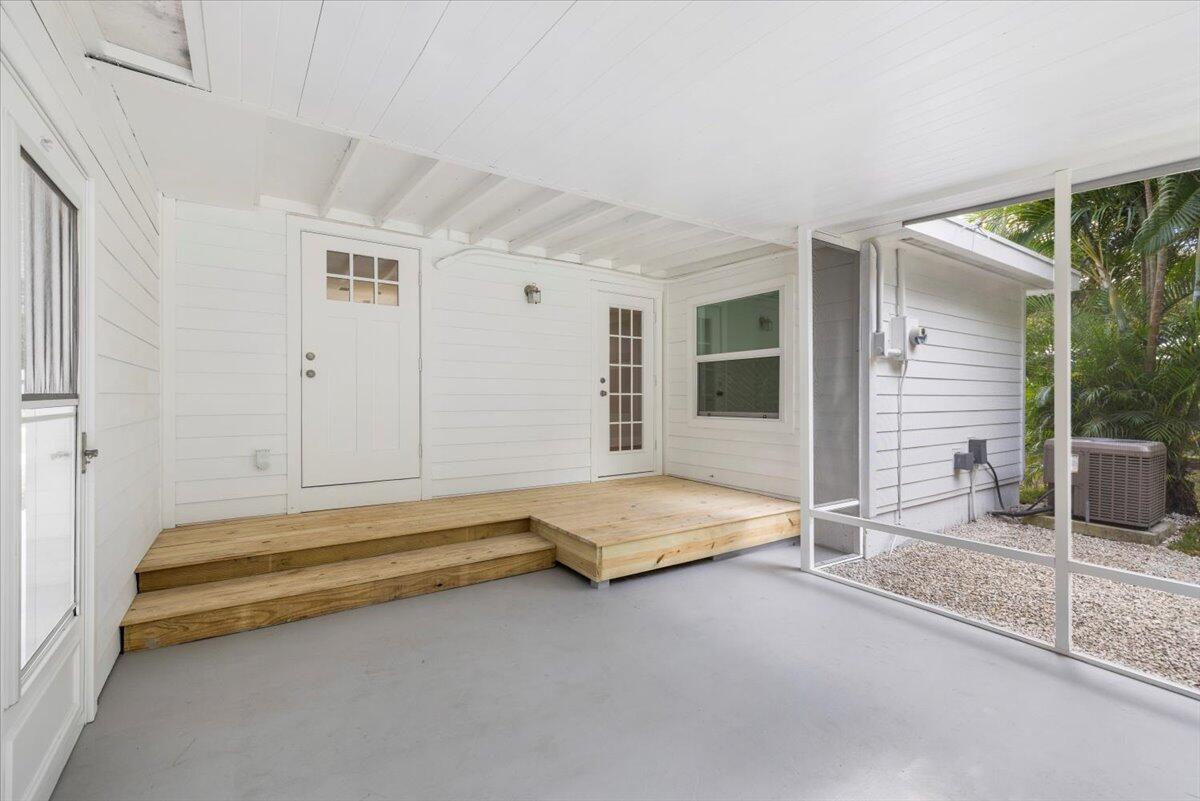 VILLA MARCELLA SUB REPLAT - Residential