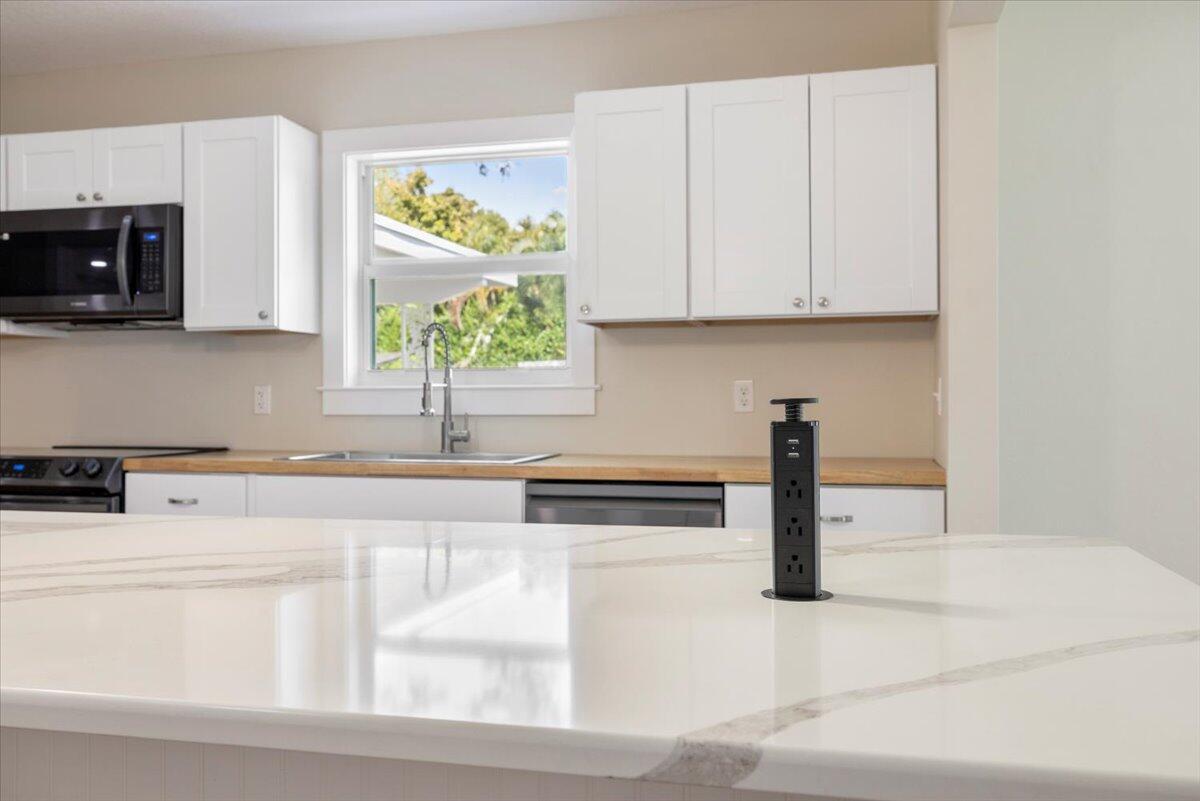 VILLA MARCELLA SUB REPLAT - Residential