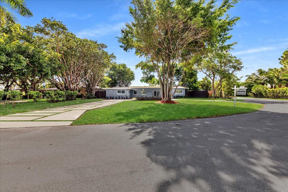 Coral Shores - Residential