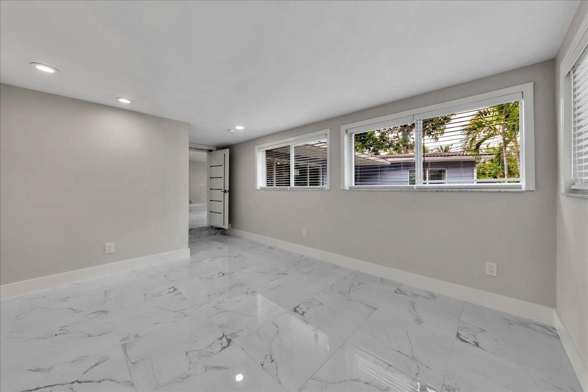 Coral Shores - Residential