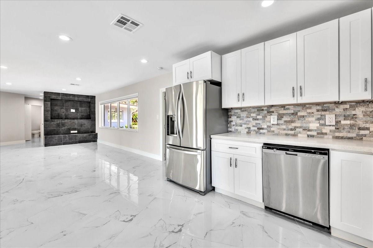 Coral Shores - Residential