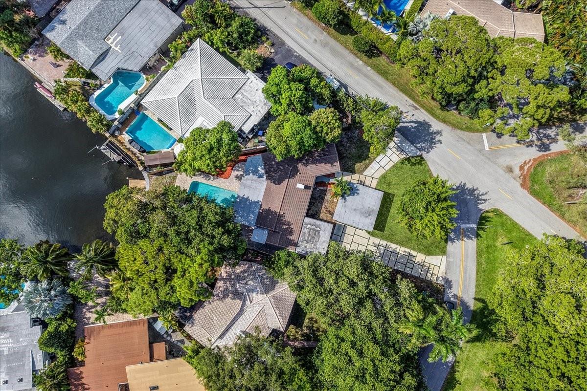 Coral Shores - Residential