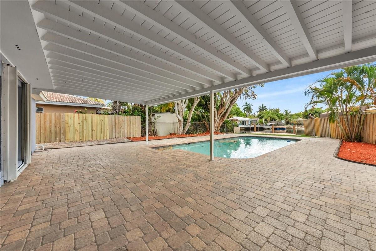 Coral Shores - Residential