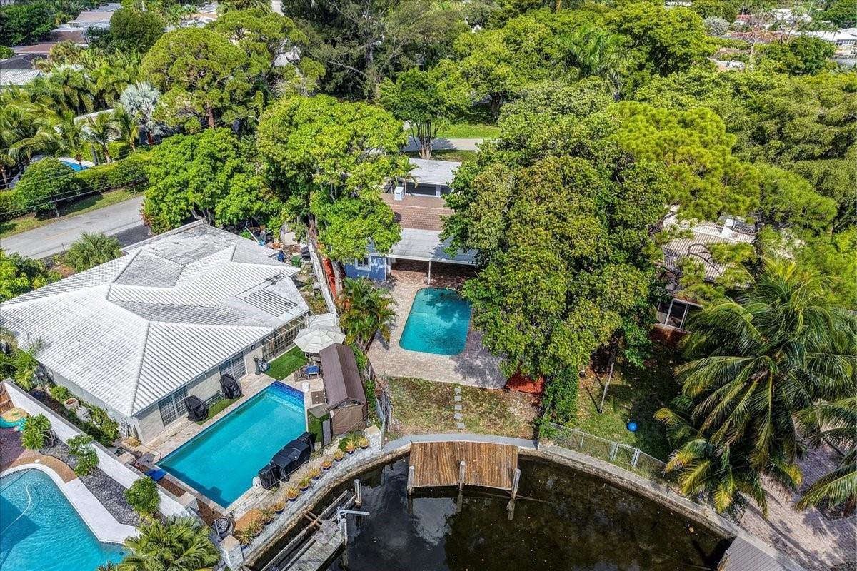 Coral Shores - Residential