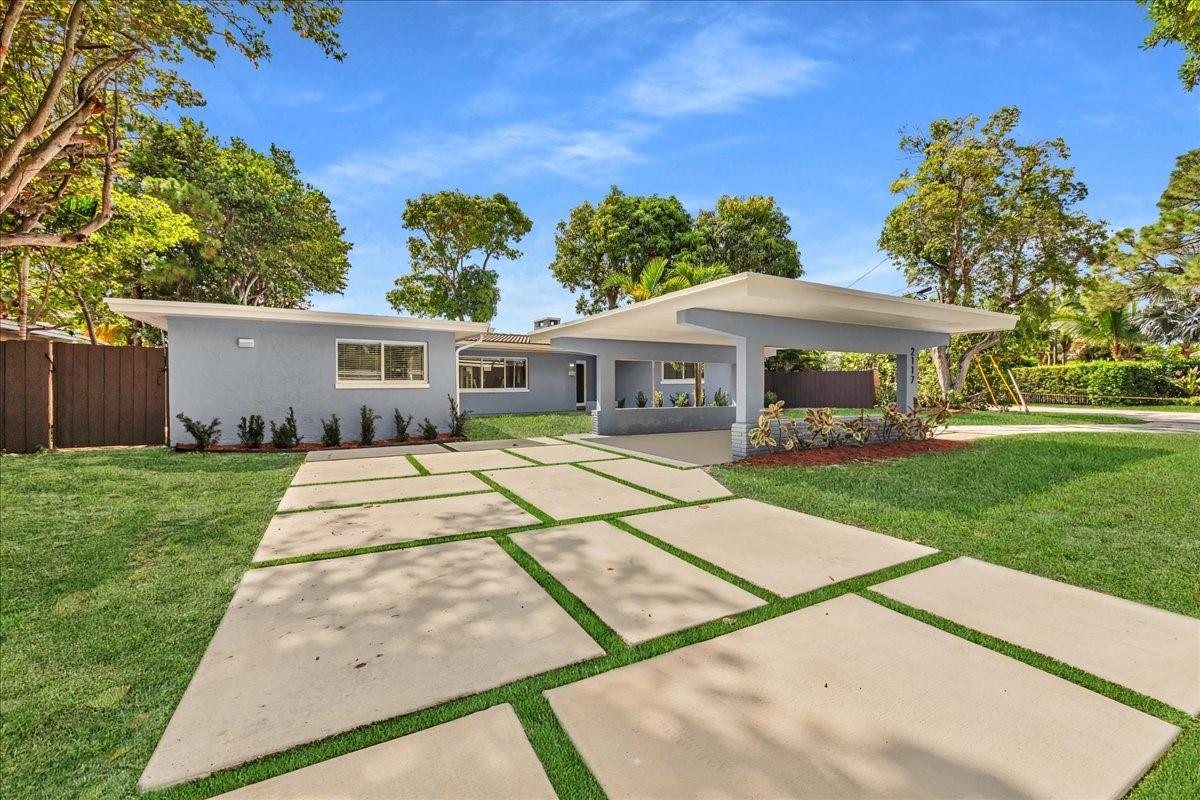 2117 Coral Gardens Dr