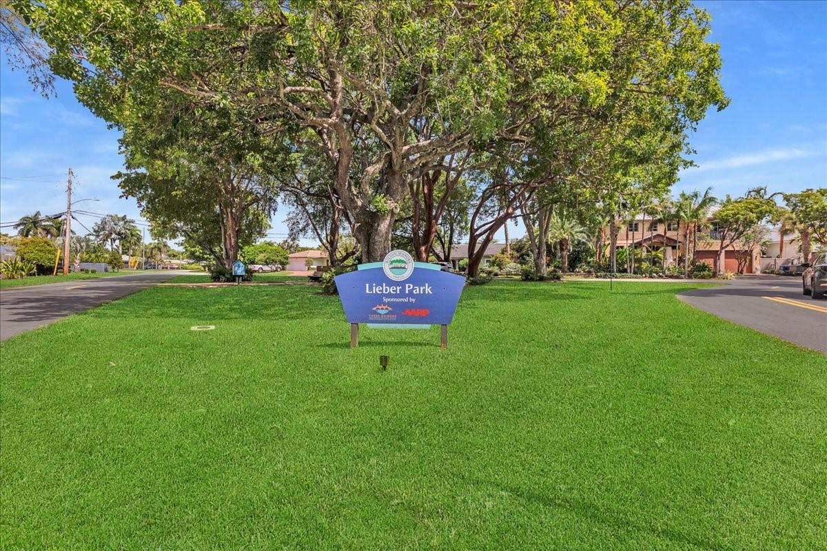 Coral Shores - Residential
