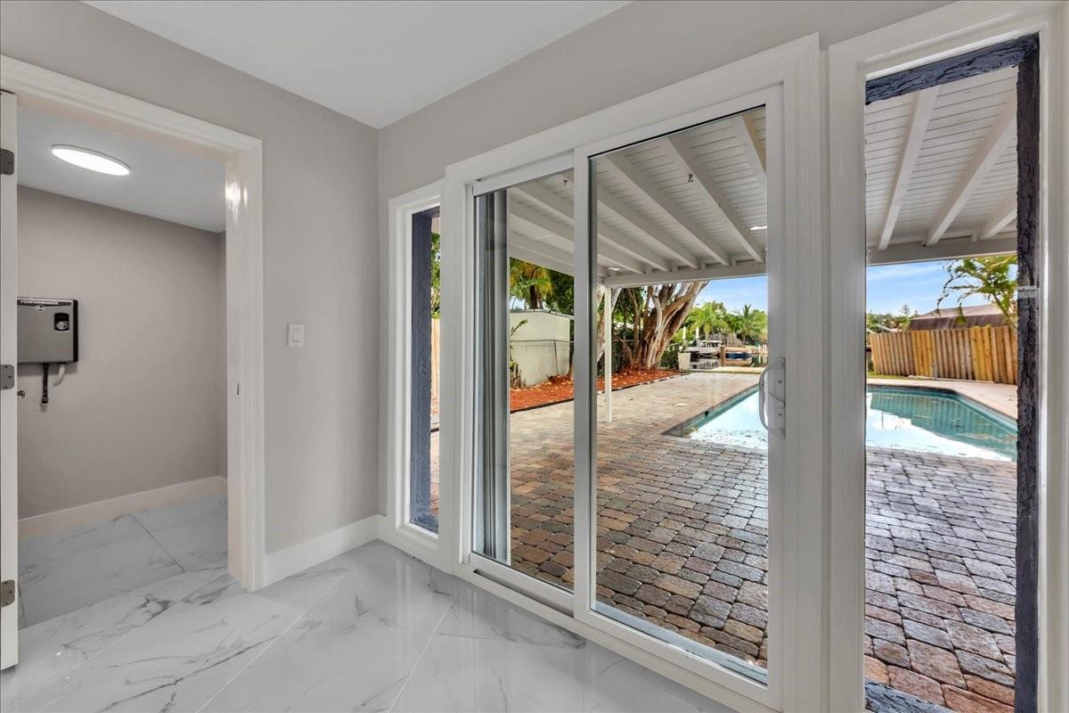 Coral Shores - Residential