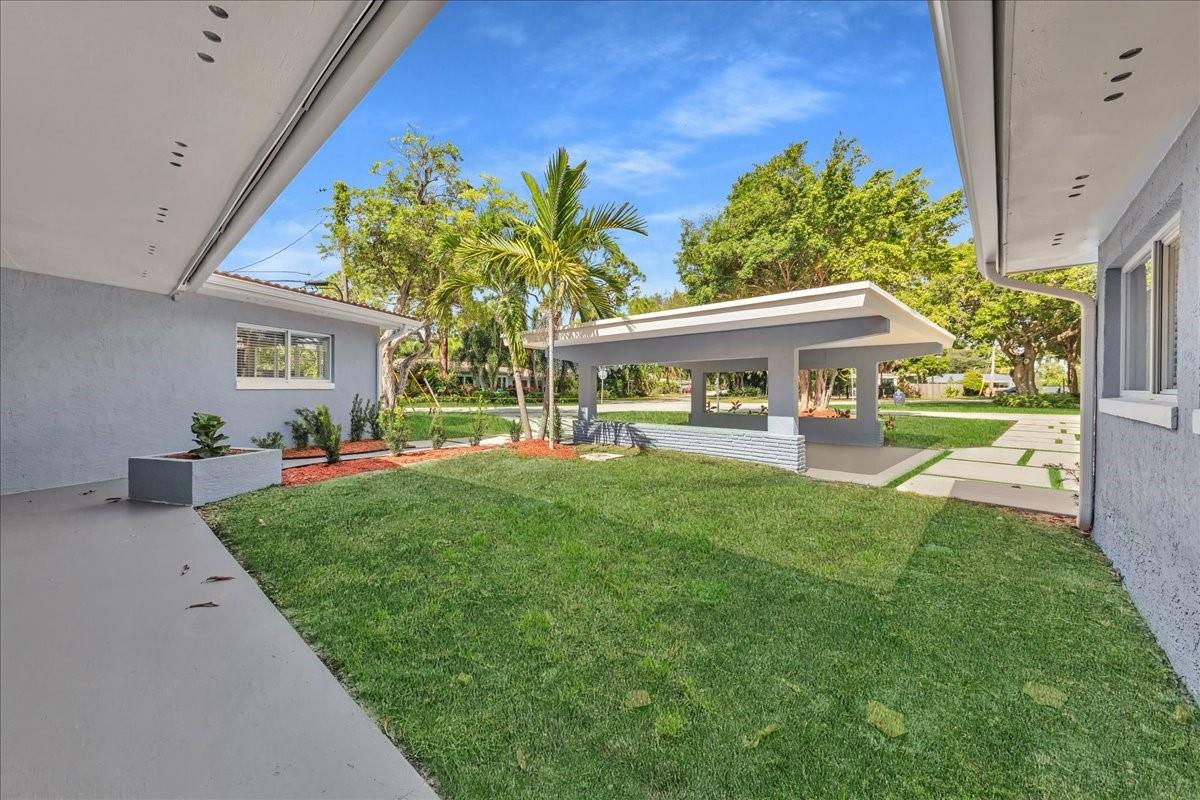 Coral Shores - Residential