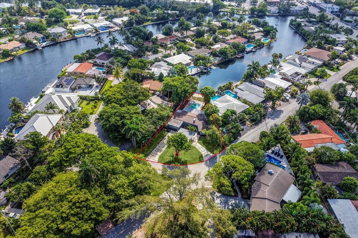 Coral Shores - Residential