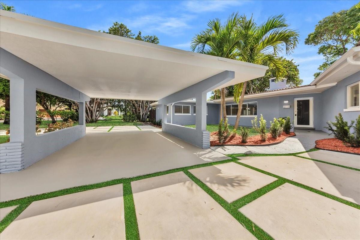 2117 Coral Gardens Dr