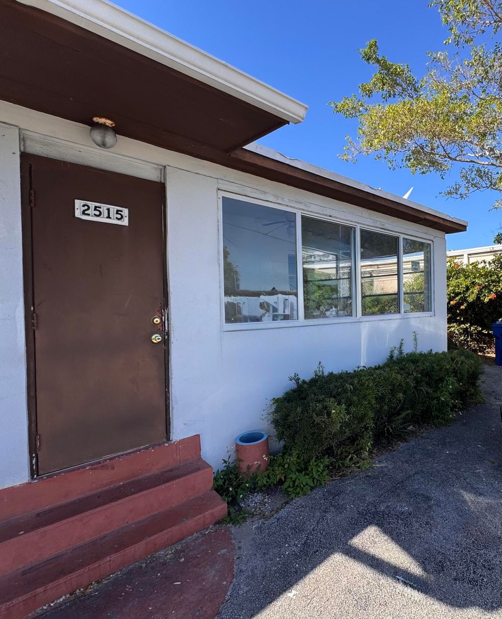 Photo of 2515 Avenue E, Riviera Beach, FL 33404 (MLS # B26029898)