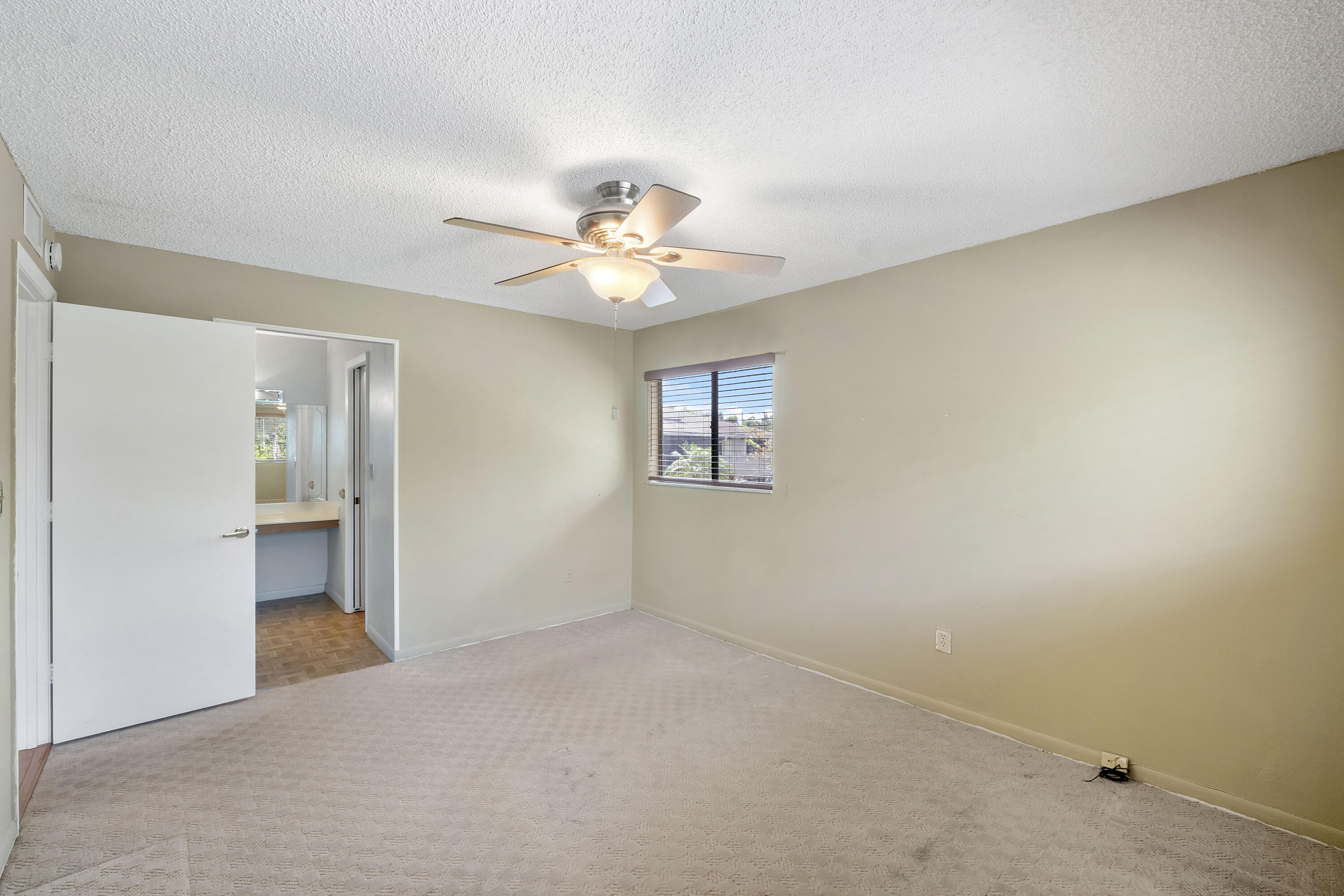 CLAIRMONT CONDOMINIUM M - Residential