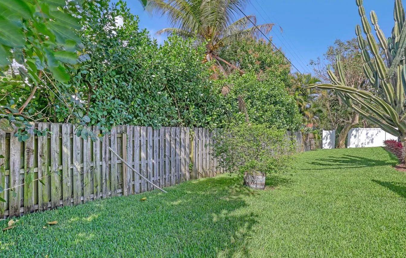 LAKE OSBORNE ESTATES 4 - Residential Lease