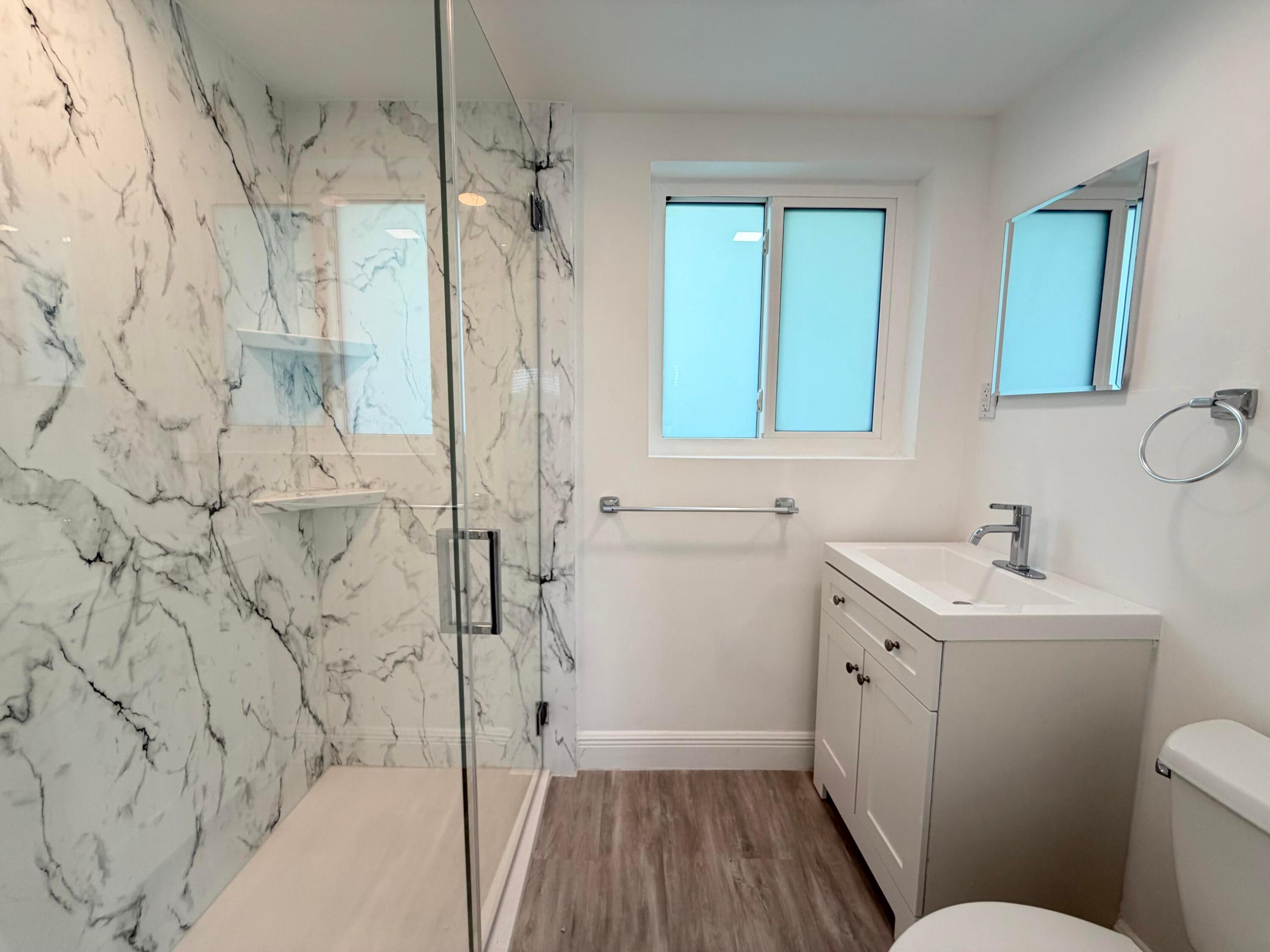 LAKE OSBORNE ESTATES 4 - Residential Lease