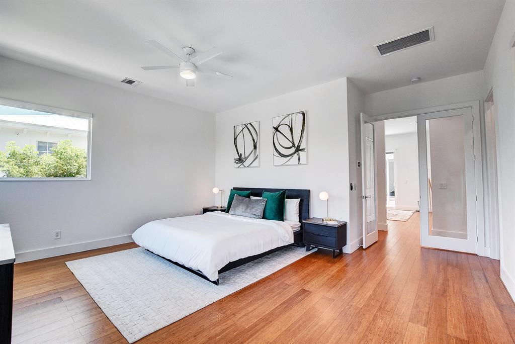 EDGEWATER - Residential