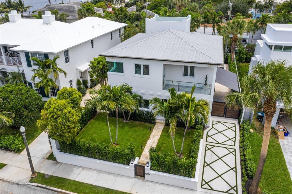 EDGEWATER - Residential