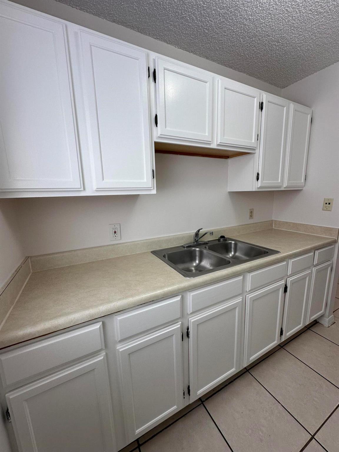 W A MARTIN - Residential Lease