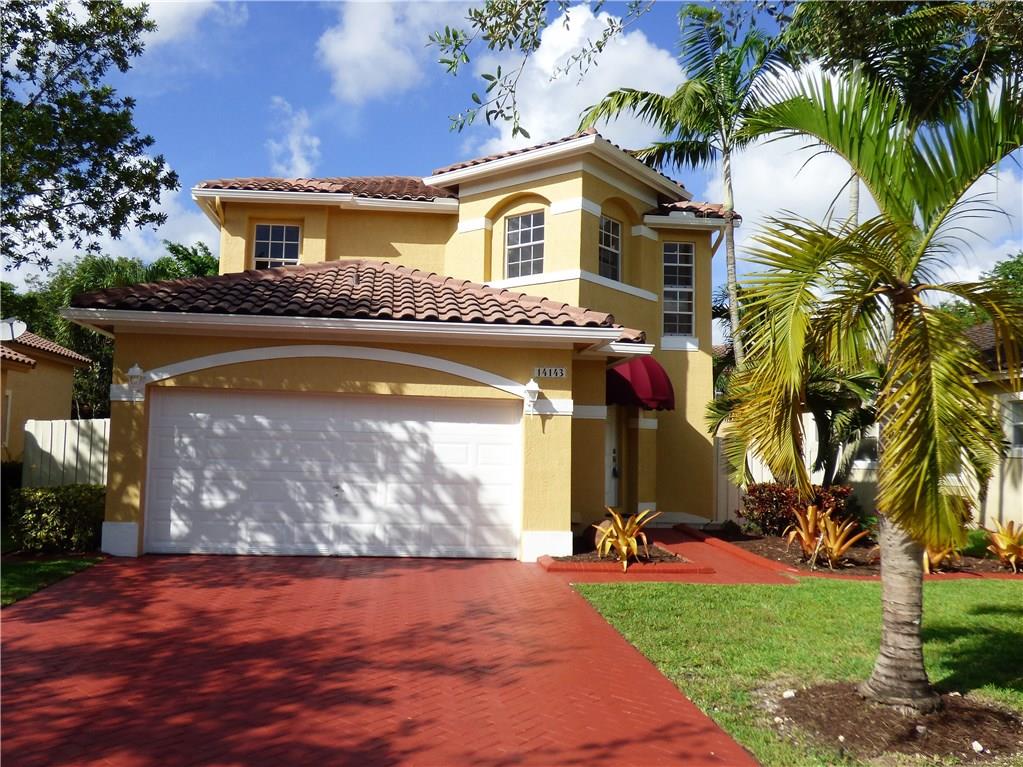 Escada 174-84 B - Residential