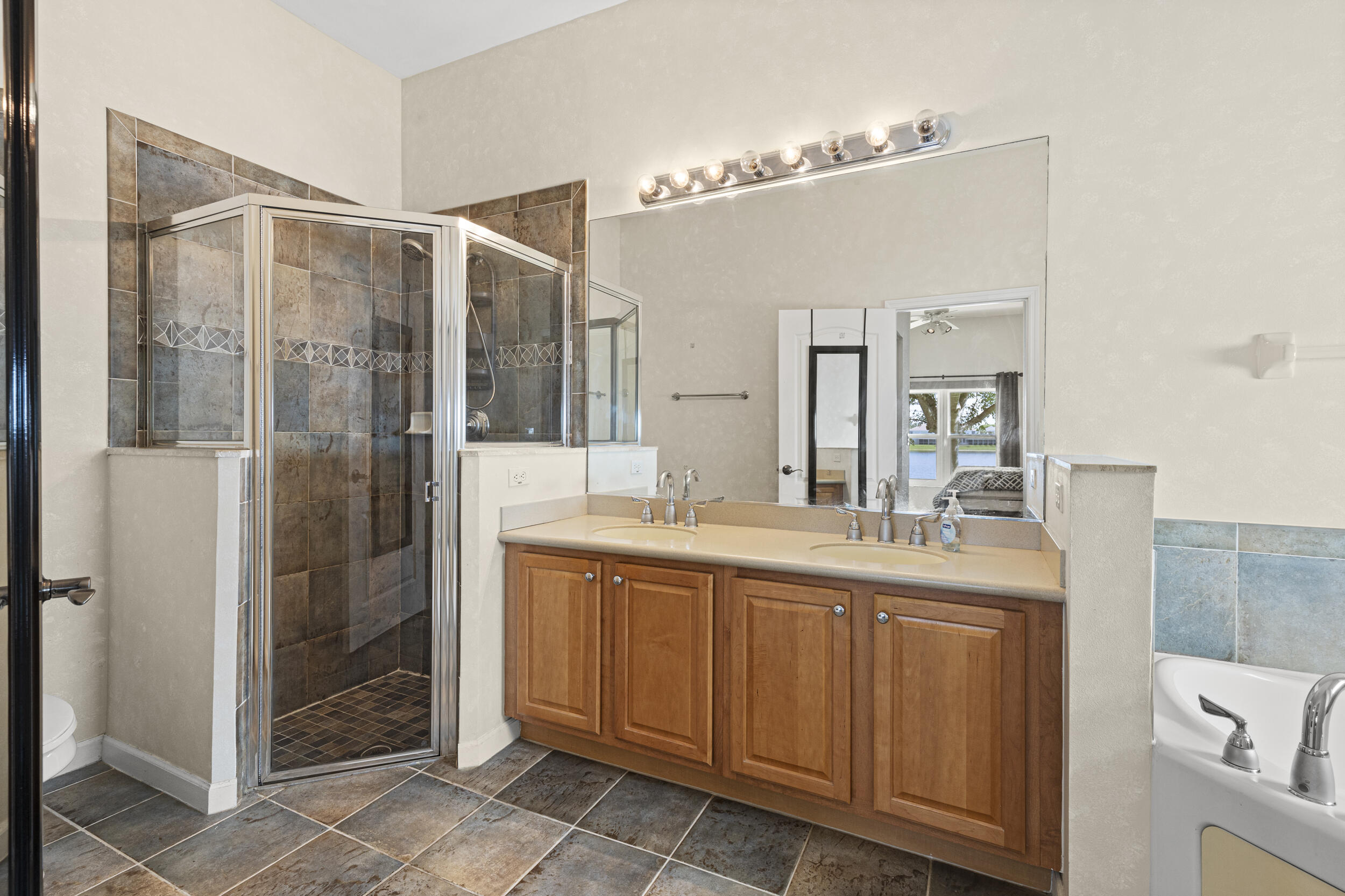 ANTHONY GROVES PH 2 - Residential