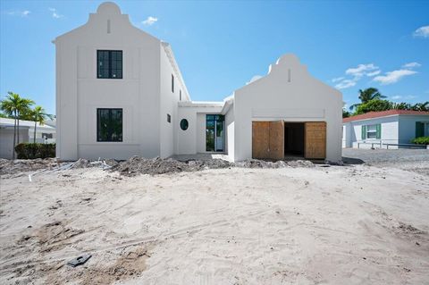 Single Family Residence in West Palm Beach FL 348 Potter Road 2.jpg