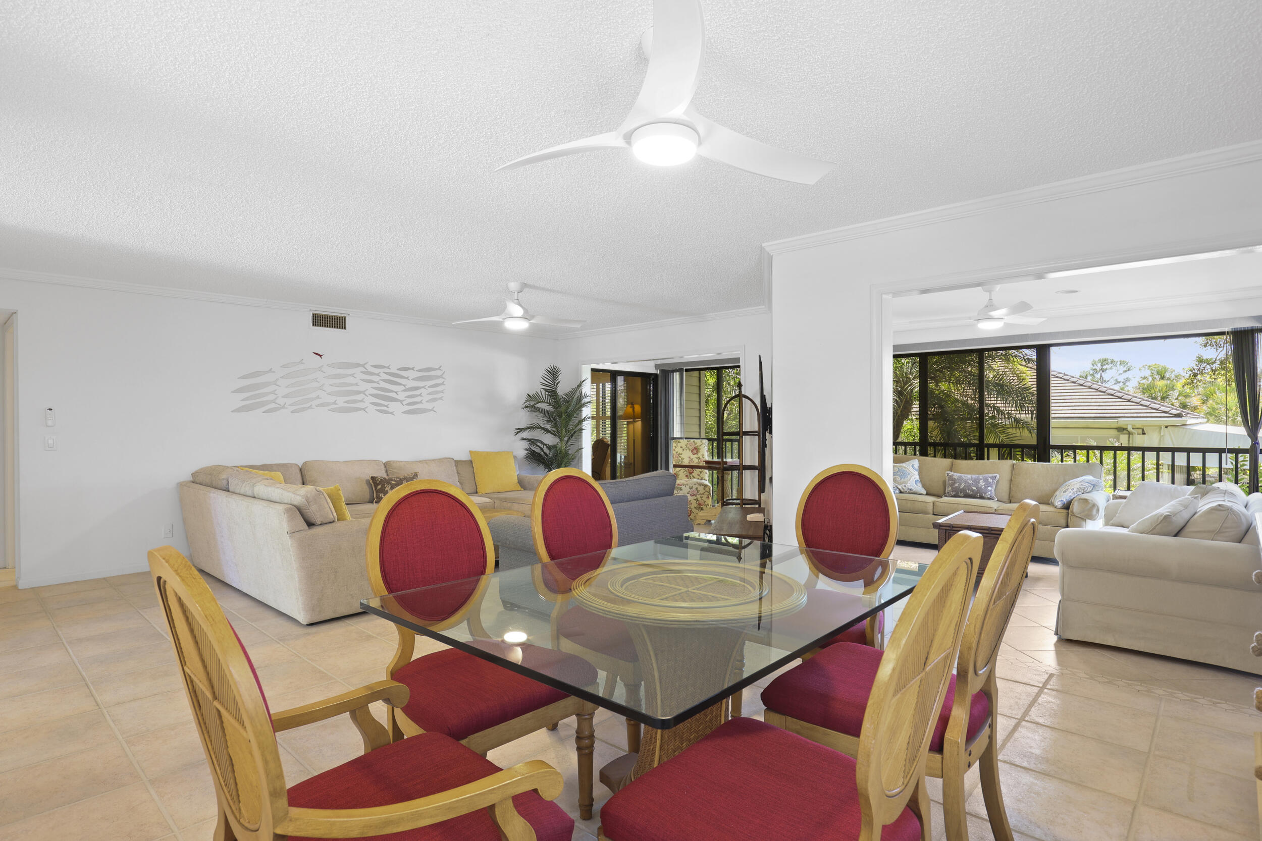 MARINER SANDS CLUB VILLAS CONDO - Residential