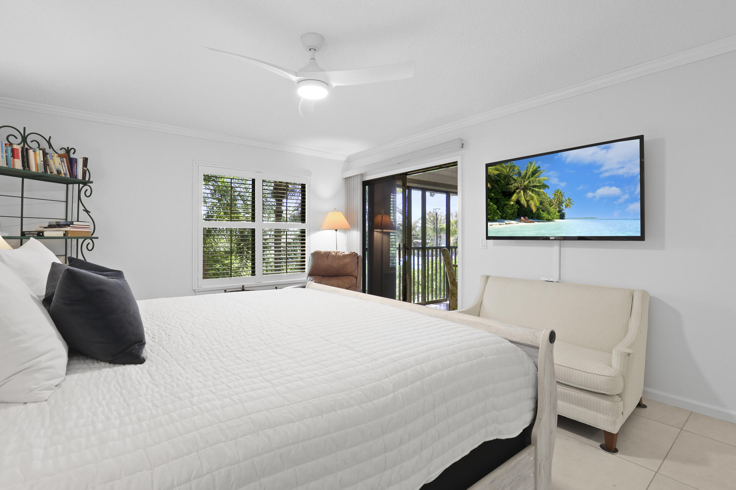 MARINER SANDS CLUB VILLAS CONDO - Residential