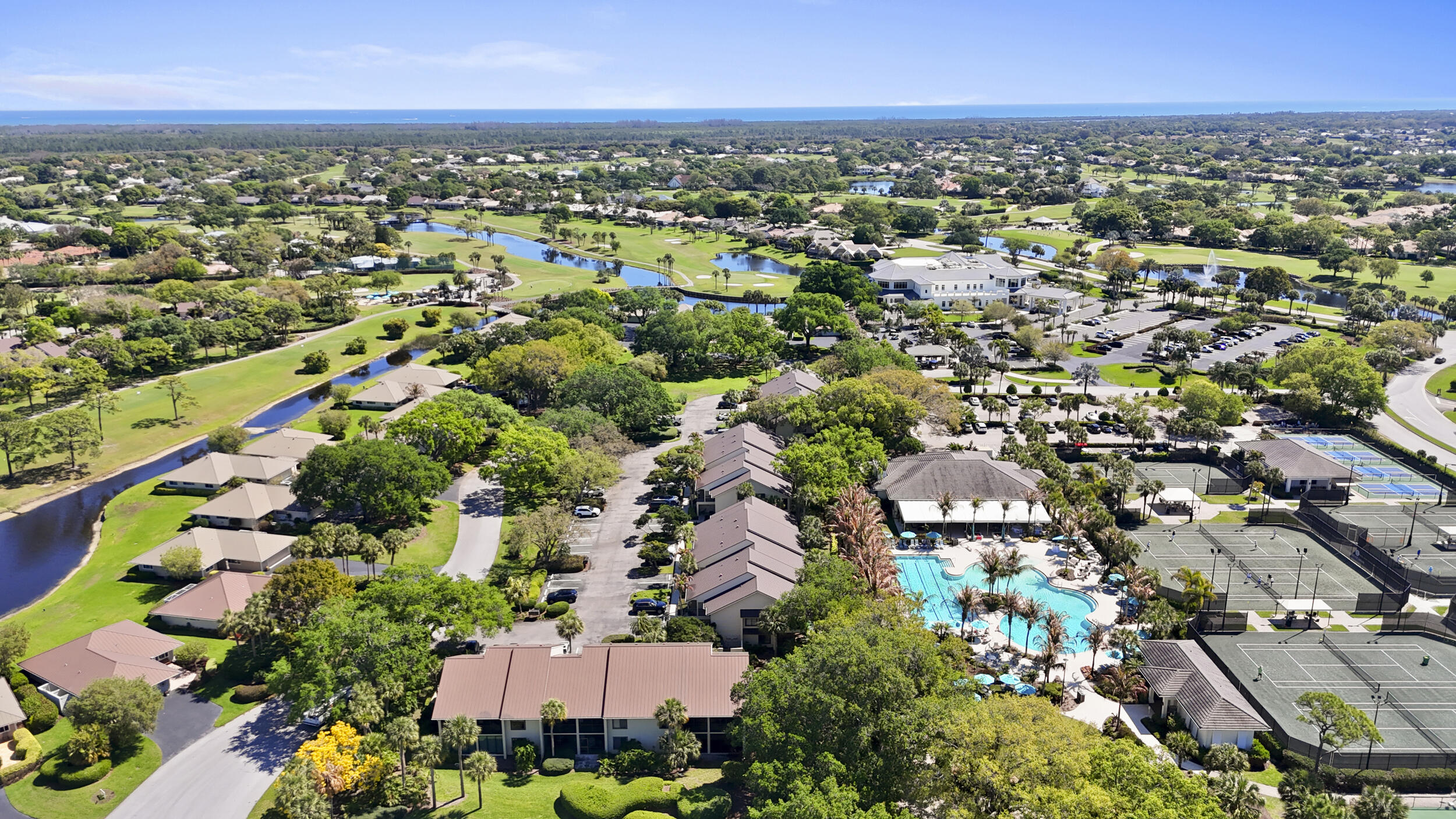 MARINER SANDS CLUB VILLAS CONDO - Residential