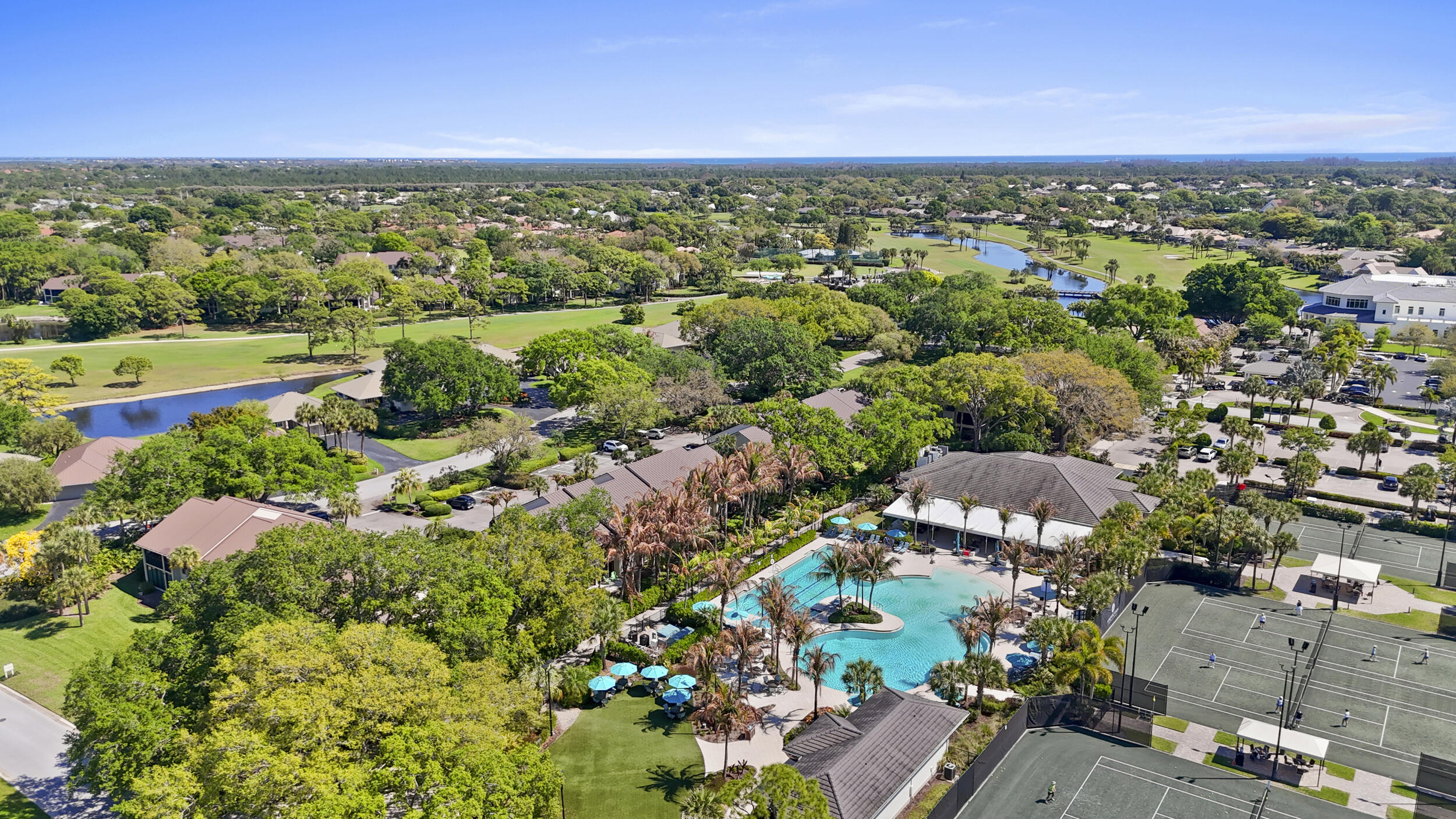 MARINER SANDS CLUB VILLAS CONDO - Residential