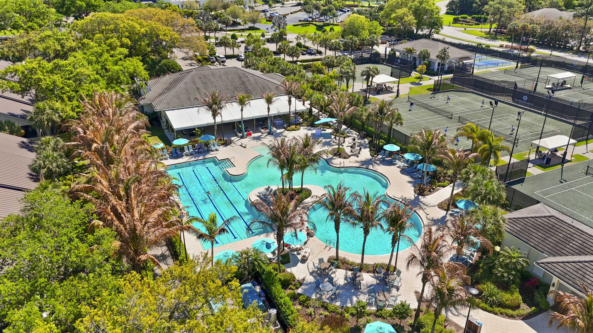 MARINER SANDS CLUB VILLAS CONDO - Residential