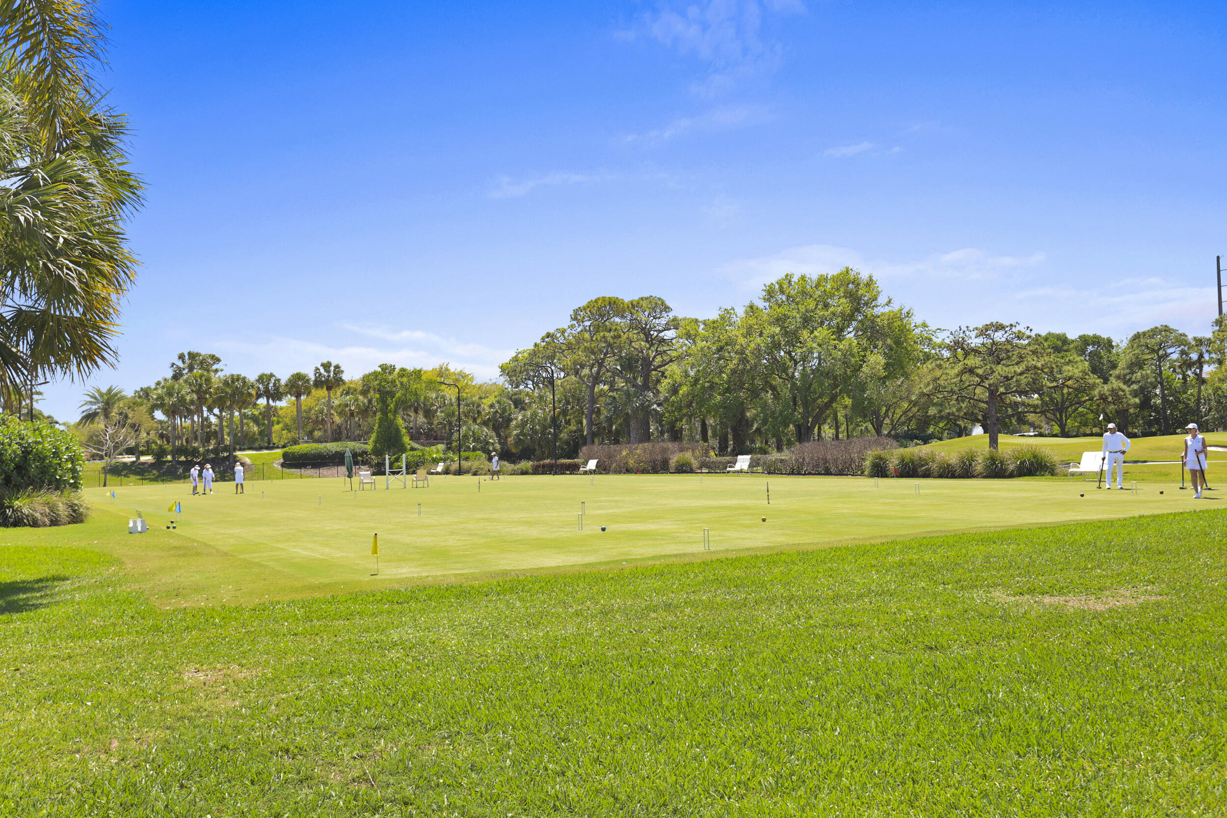 MARINER SANDS CLUB VILLAS CONDO - Residential