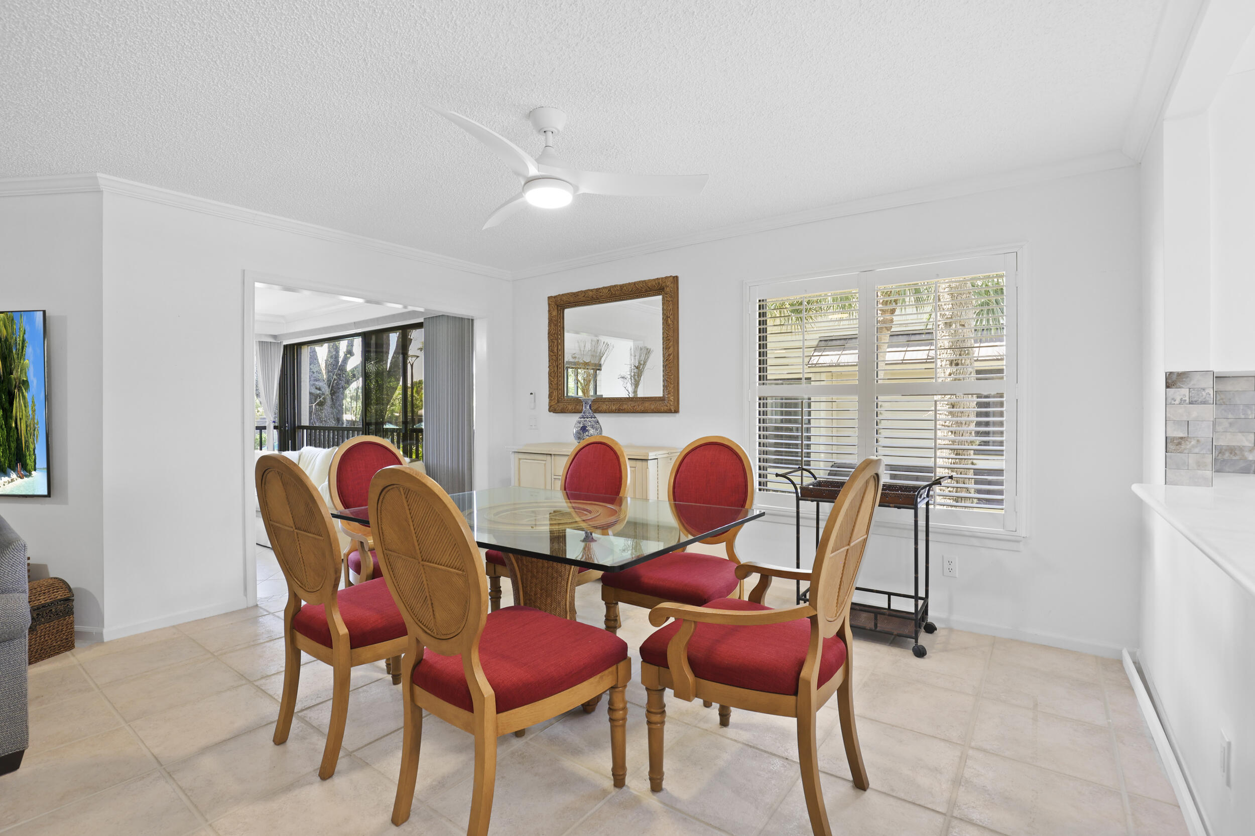 MARINER SANDS CLUB VILLAS CONDO - Residential