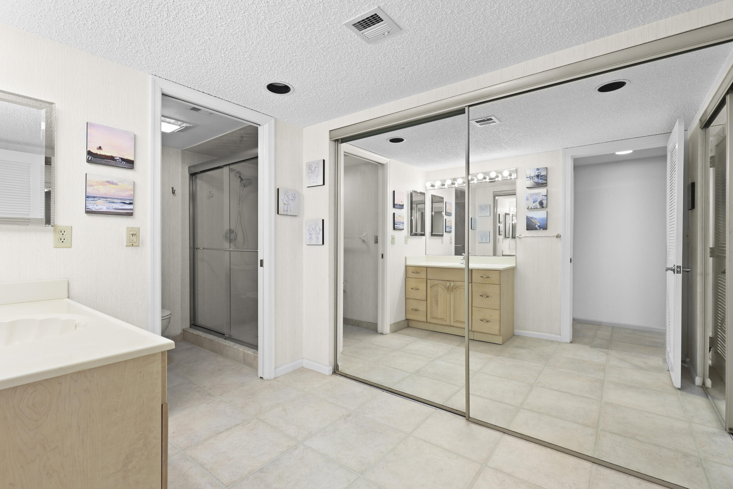 MARINER SANDS CLUB VILLAS CONDO - Residential