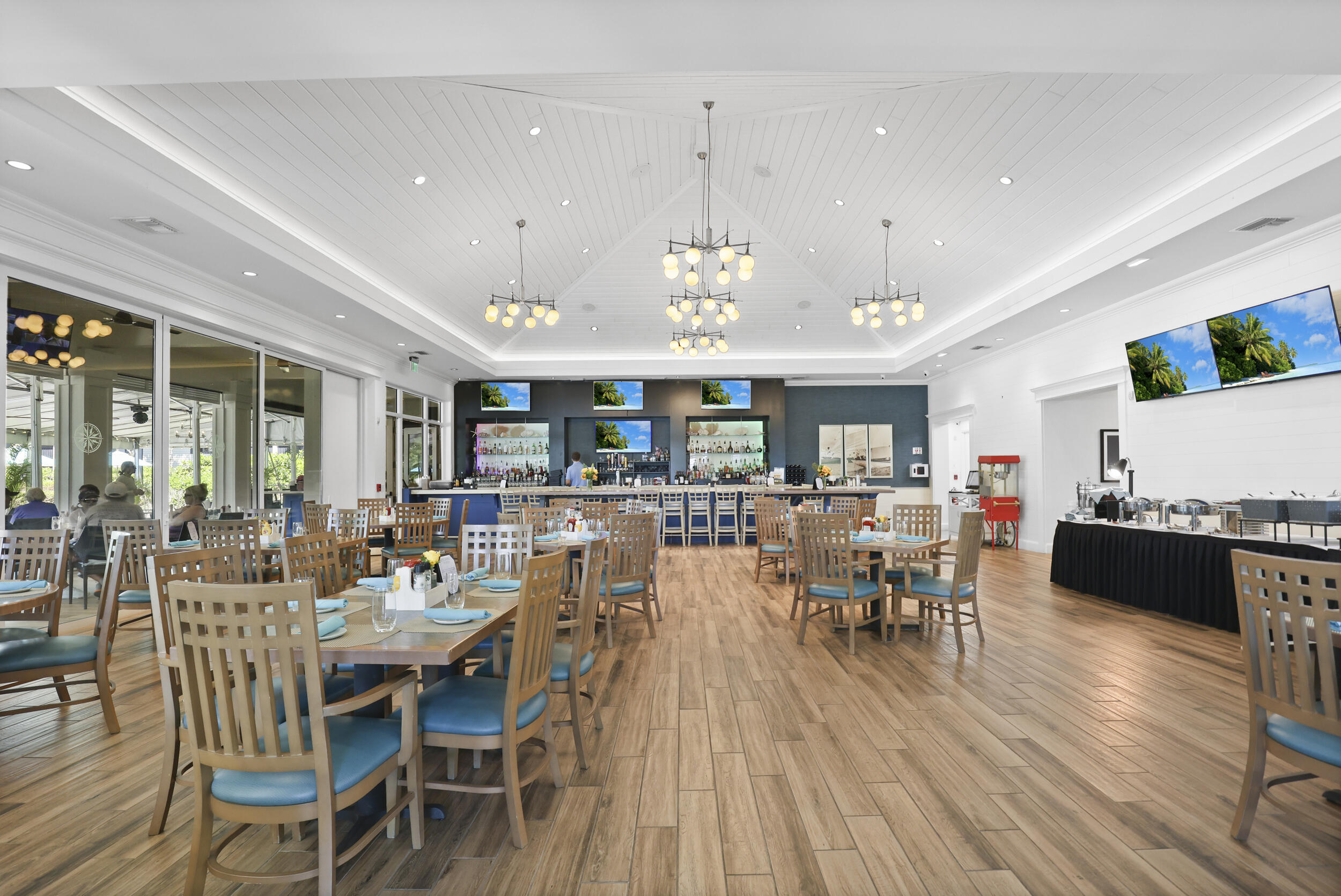 MARINER SANDS CLUB VILLAS CONDO - Residential