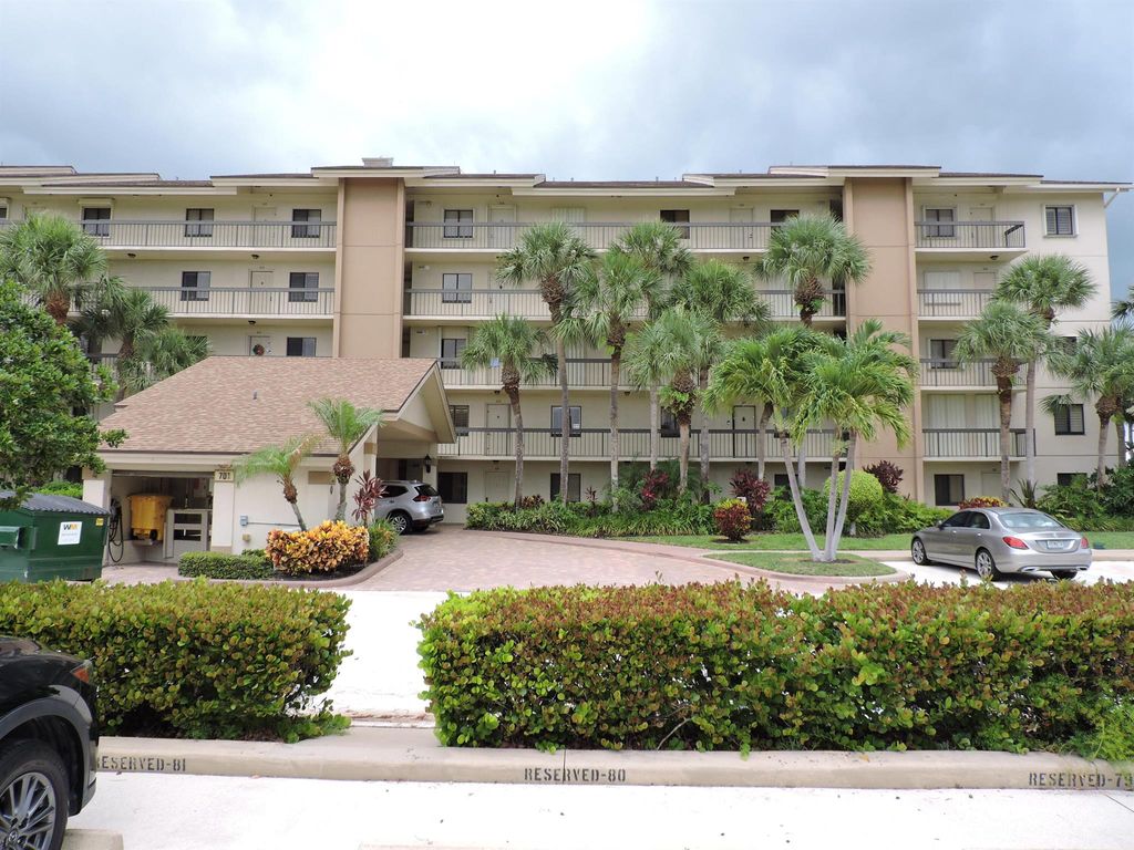 Photo of 701 Seafarer Circle #505, Jupiter, FL 33477 (MLS # R11104699)