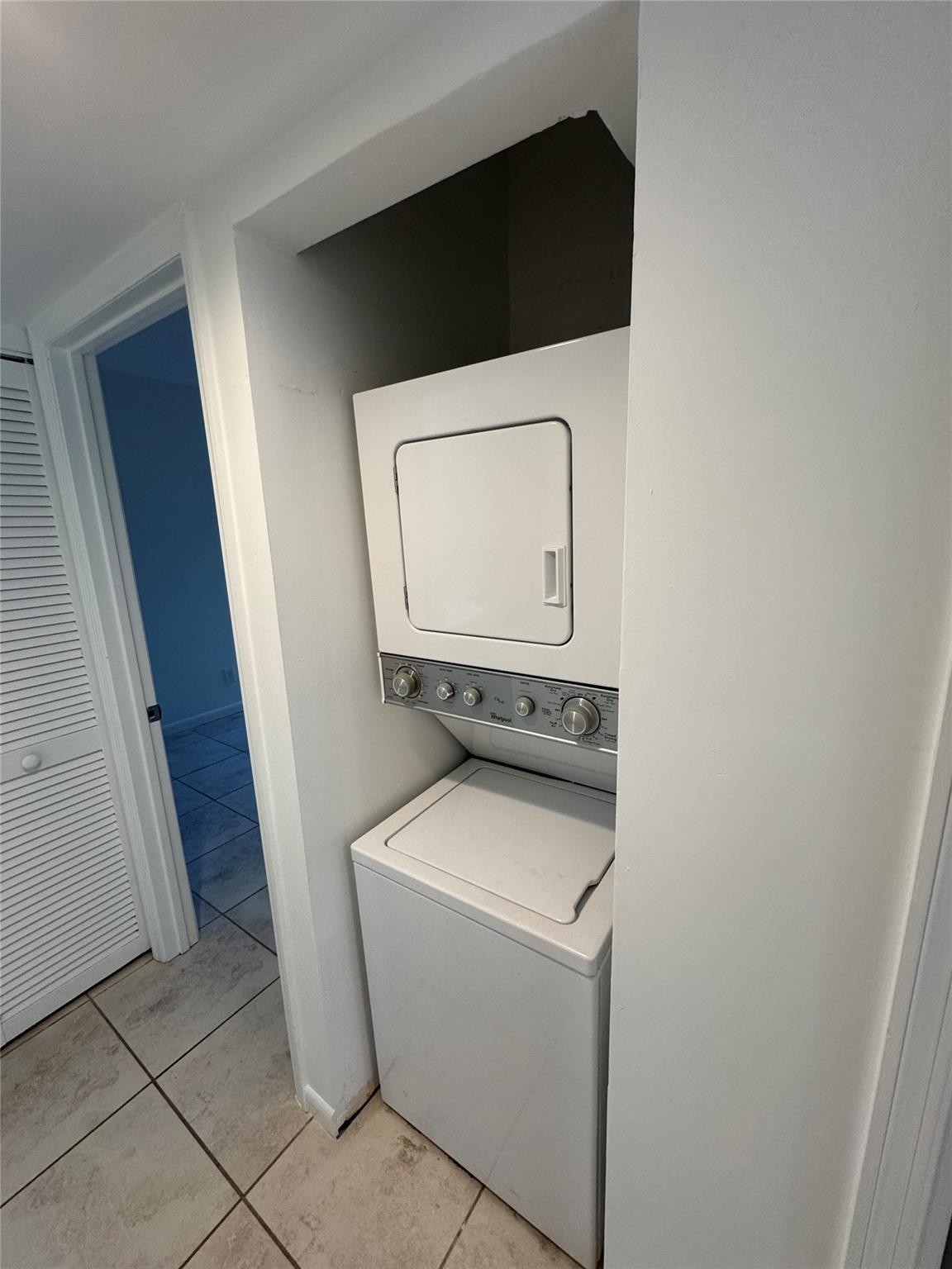 MI CASA APARTMENTS - Residential Lease