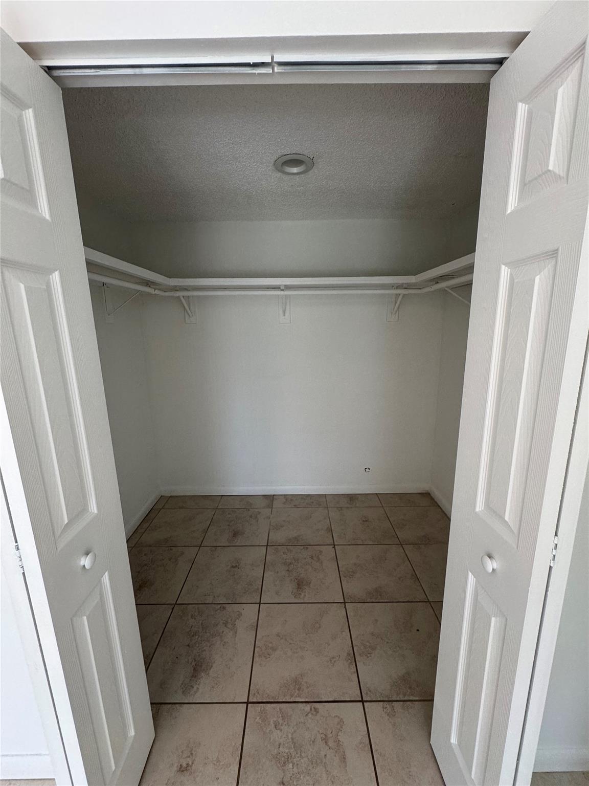 MI CASA APARTMENTS - Residential Lease