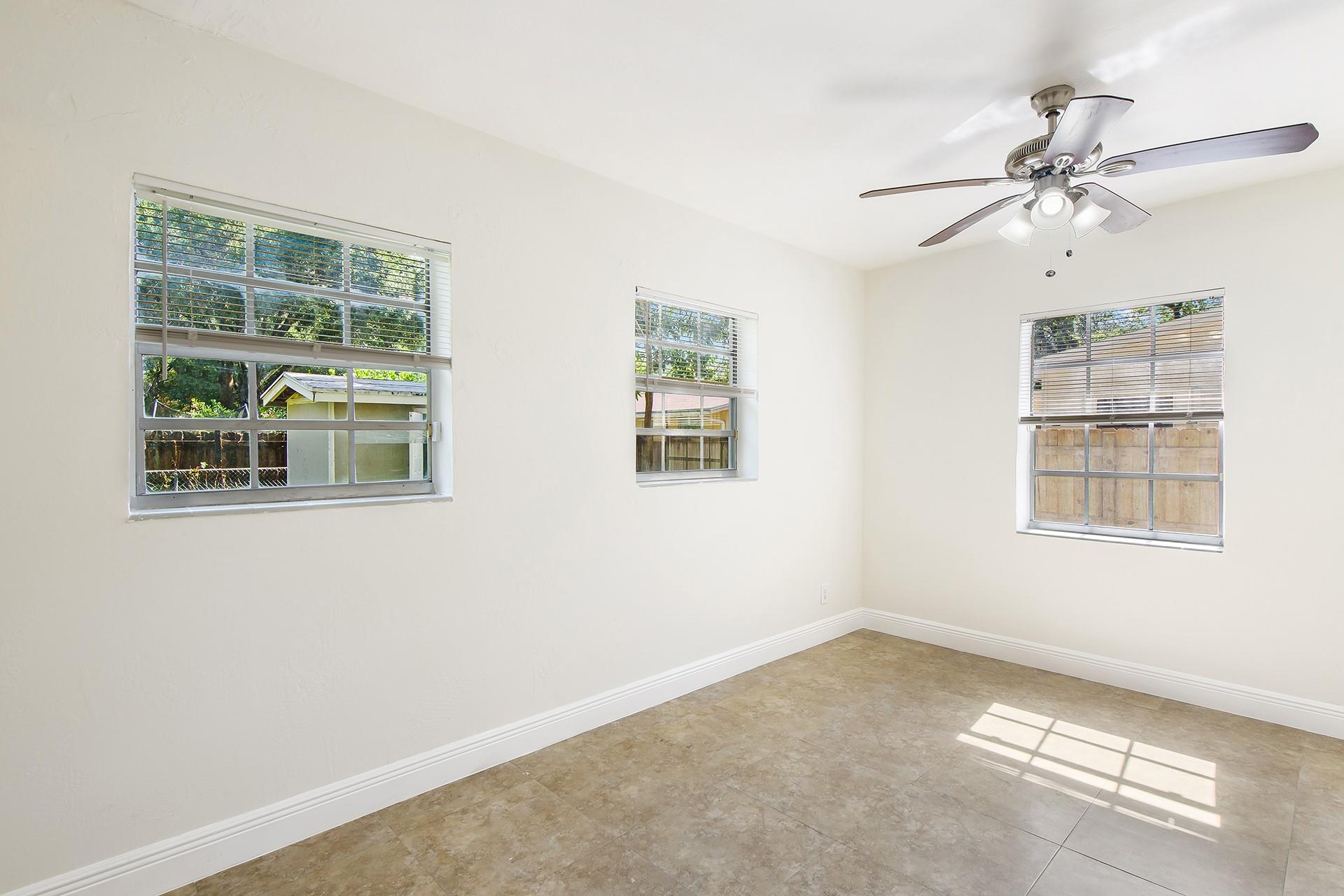 Ansonia Gardens 36-7 B - Residential Lease