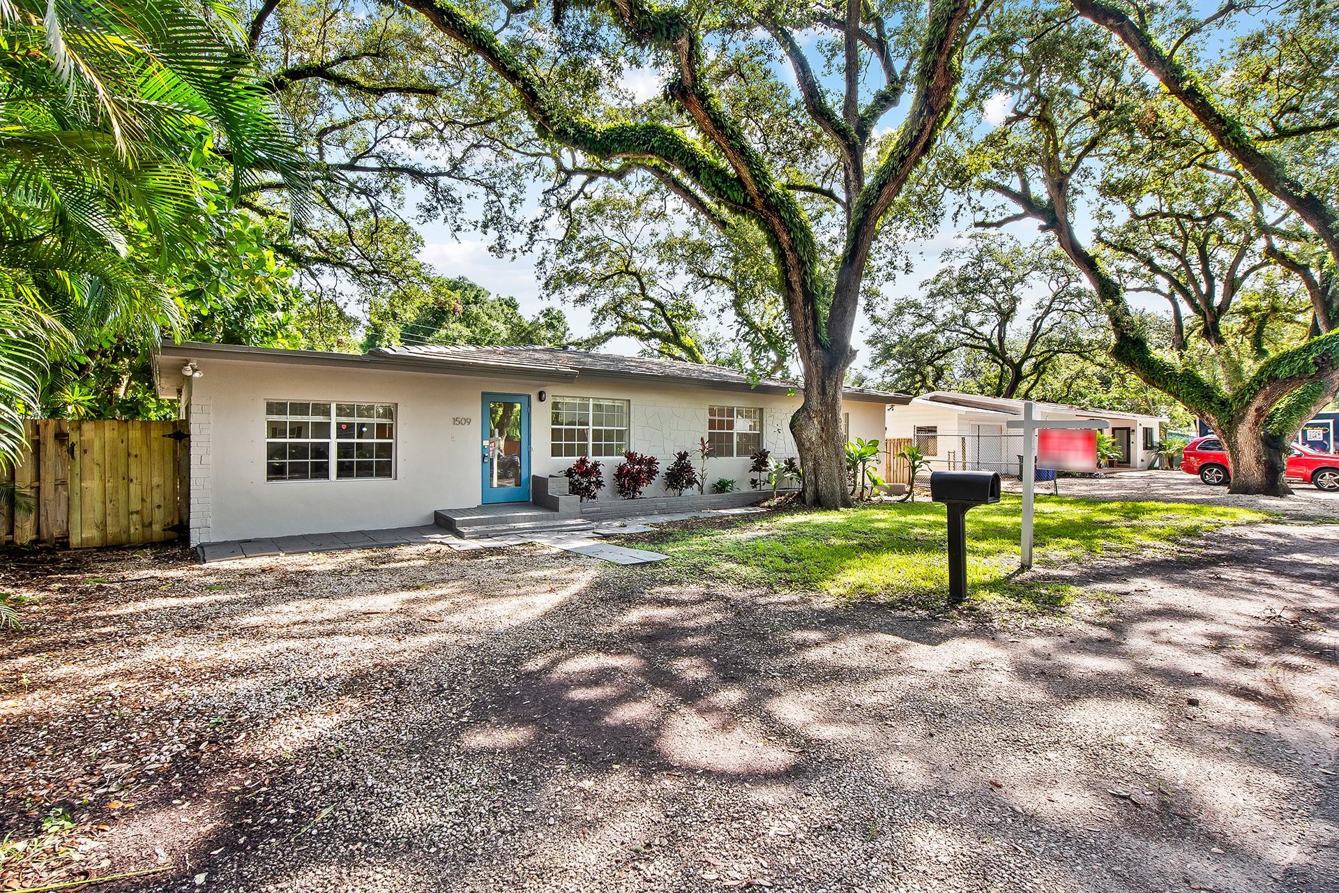 Ansonia Gardens 36-7 B - Residential Lease