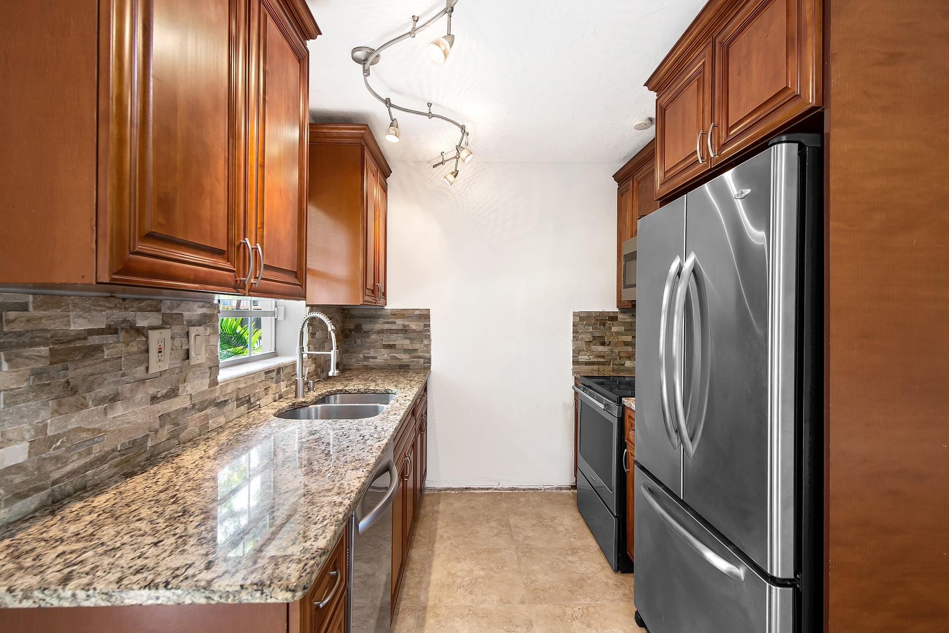 Ansonia Gardens 36-7 B - Residential Lease