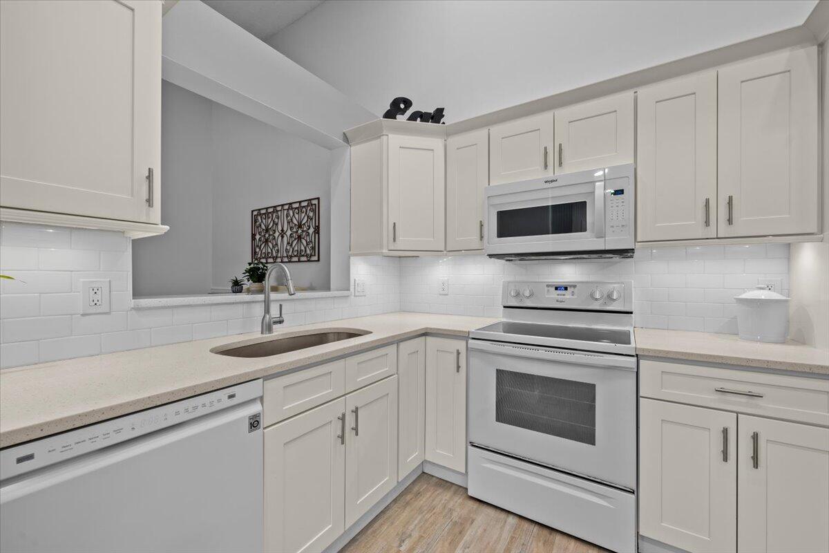 CHASEWOOD OF JUPITER - Residential