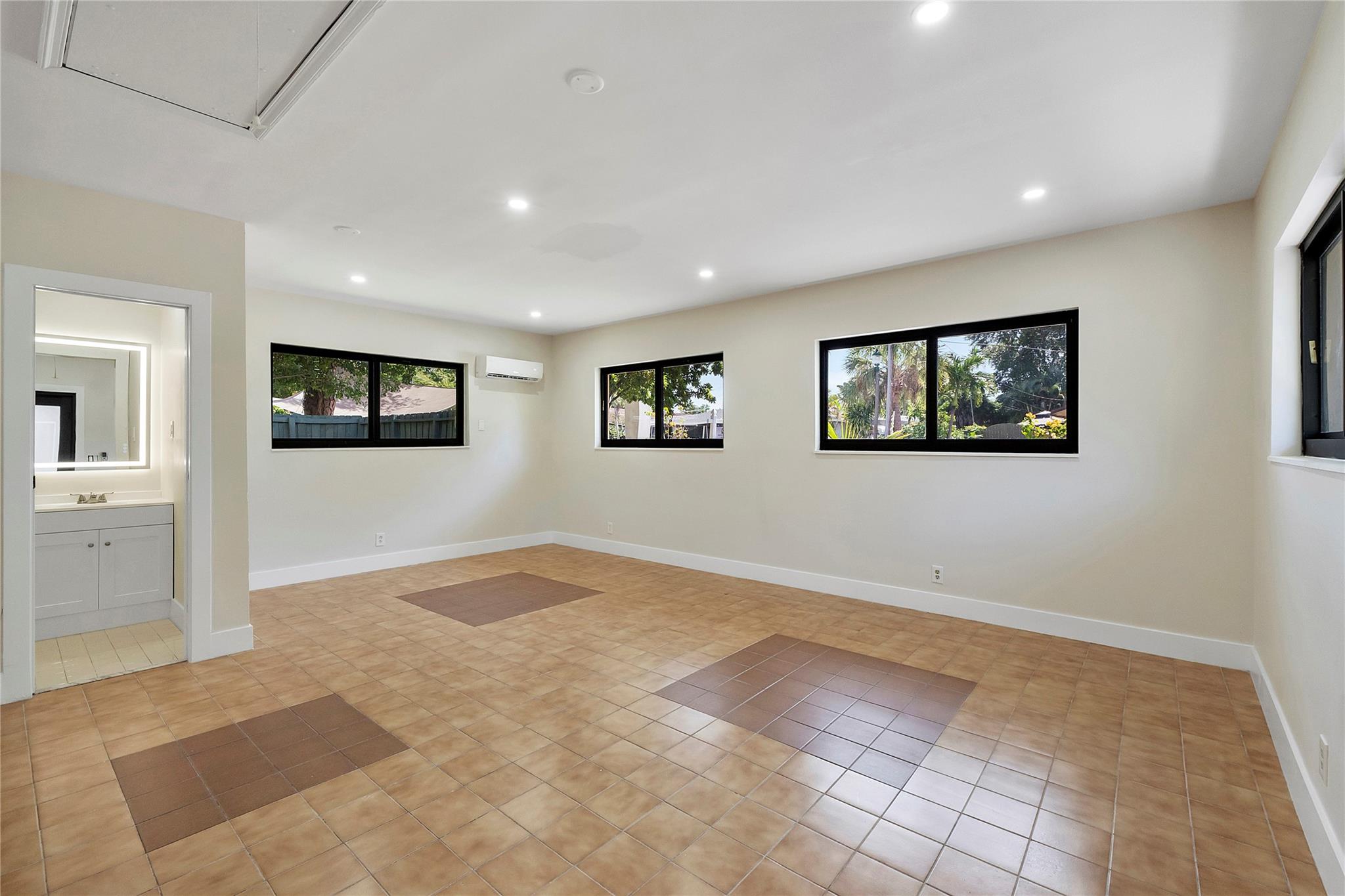 Oakland Park Second Add 1 - Residential