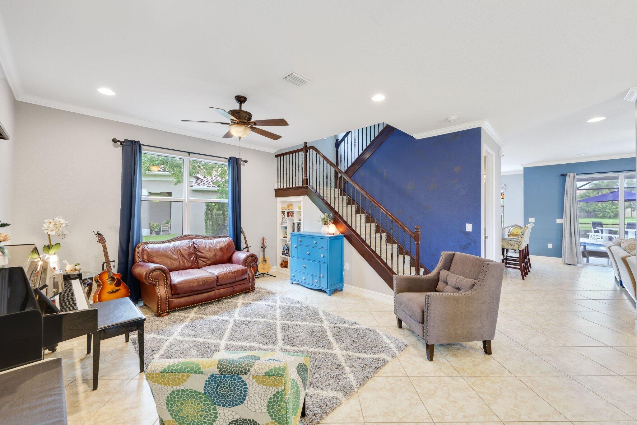 8396 Calabria Lakes Drive