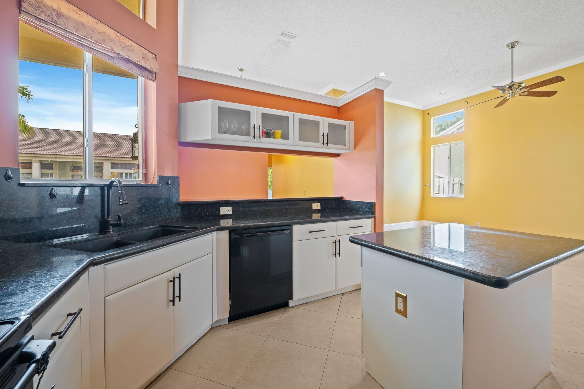Sector 4 North 153-46 B - Residential