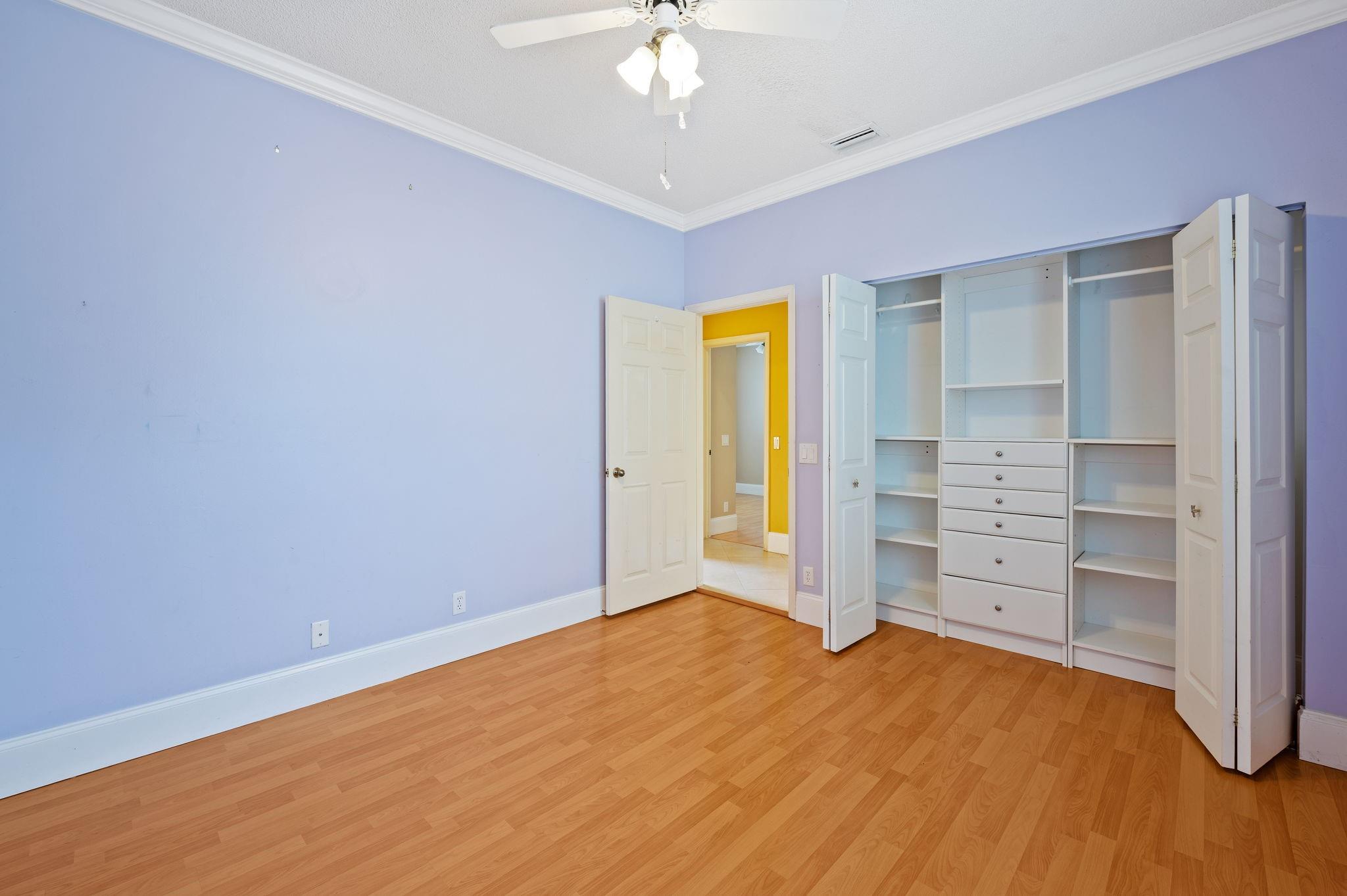 Sector 4 North 153-46 B - Residential