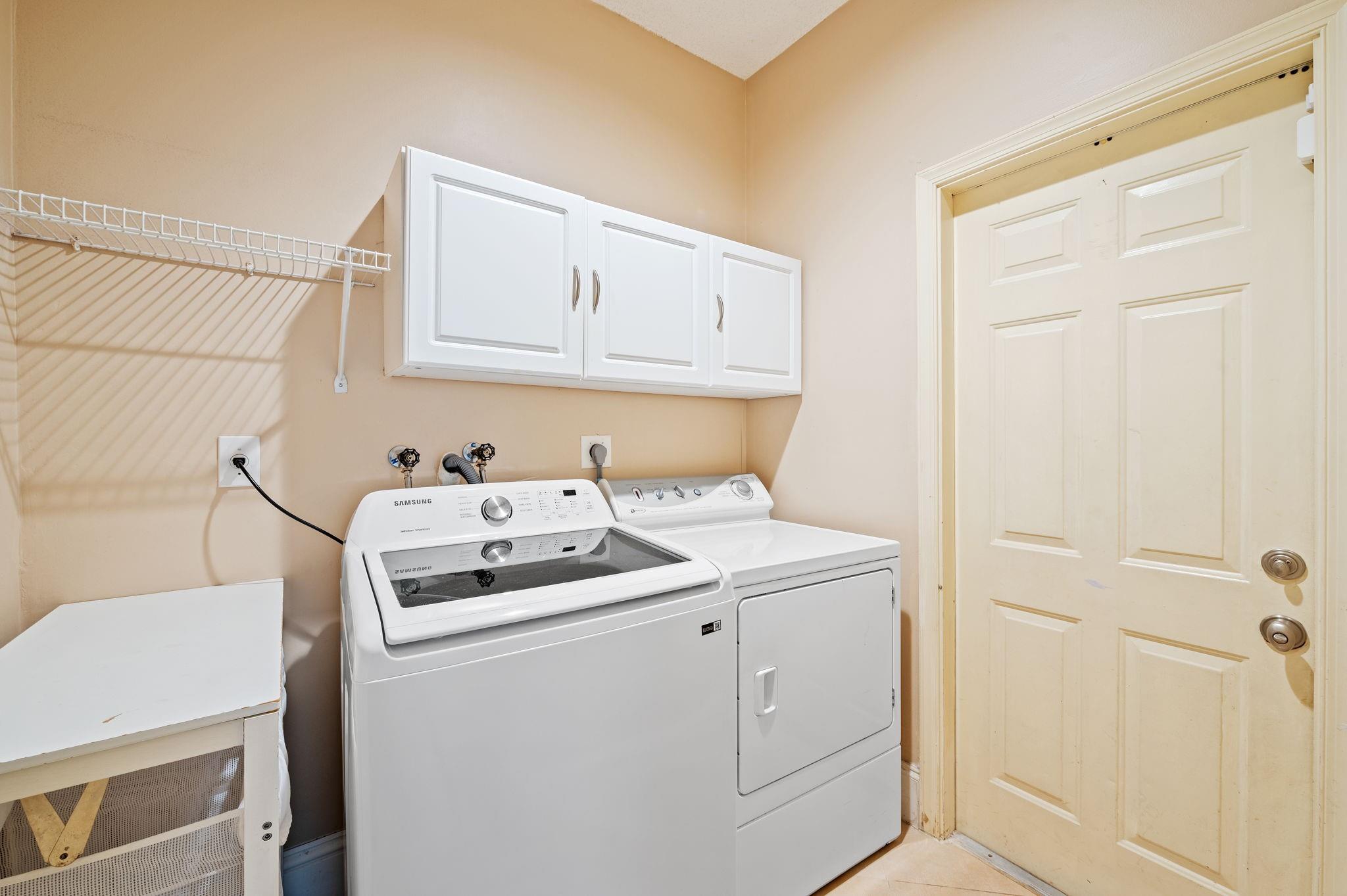 Sector 4 North 153-46 B - Residential