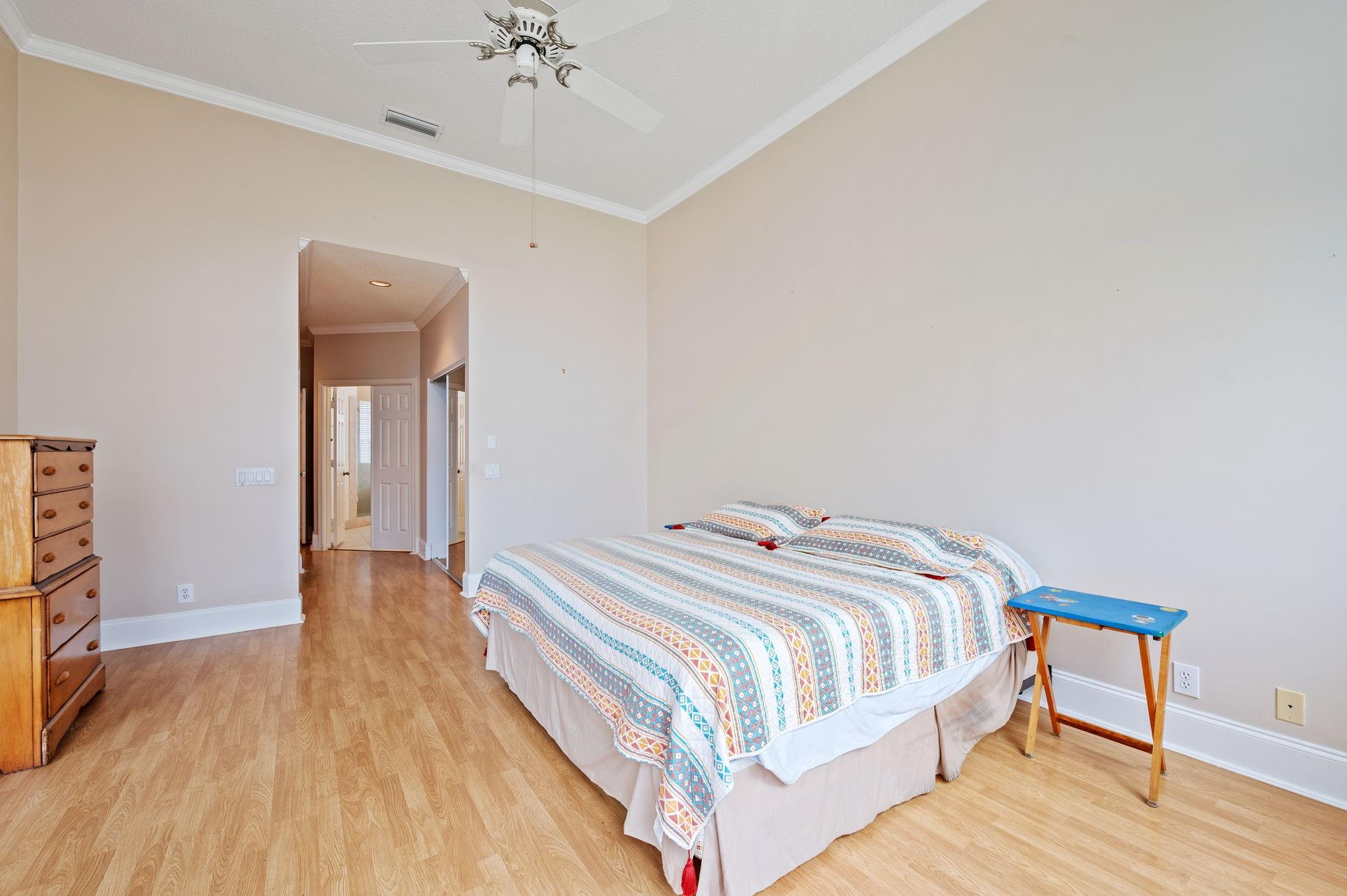 Sector 4 North 153-46 B - Residential