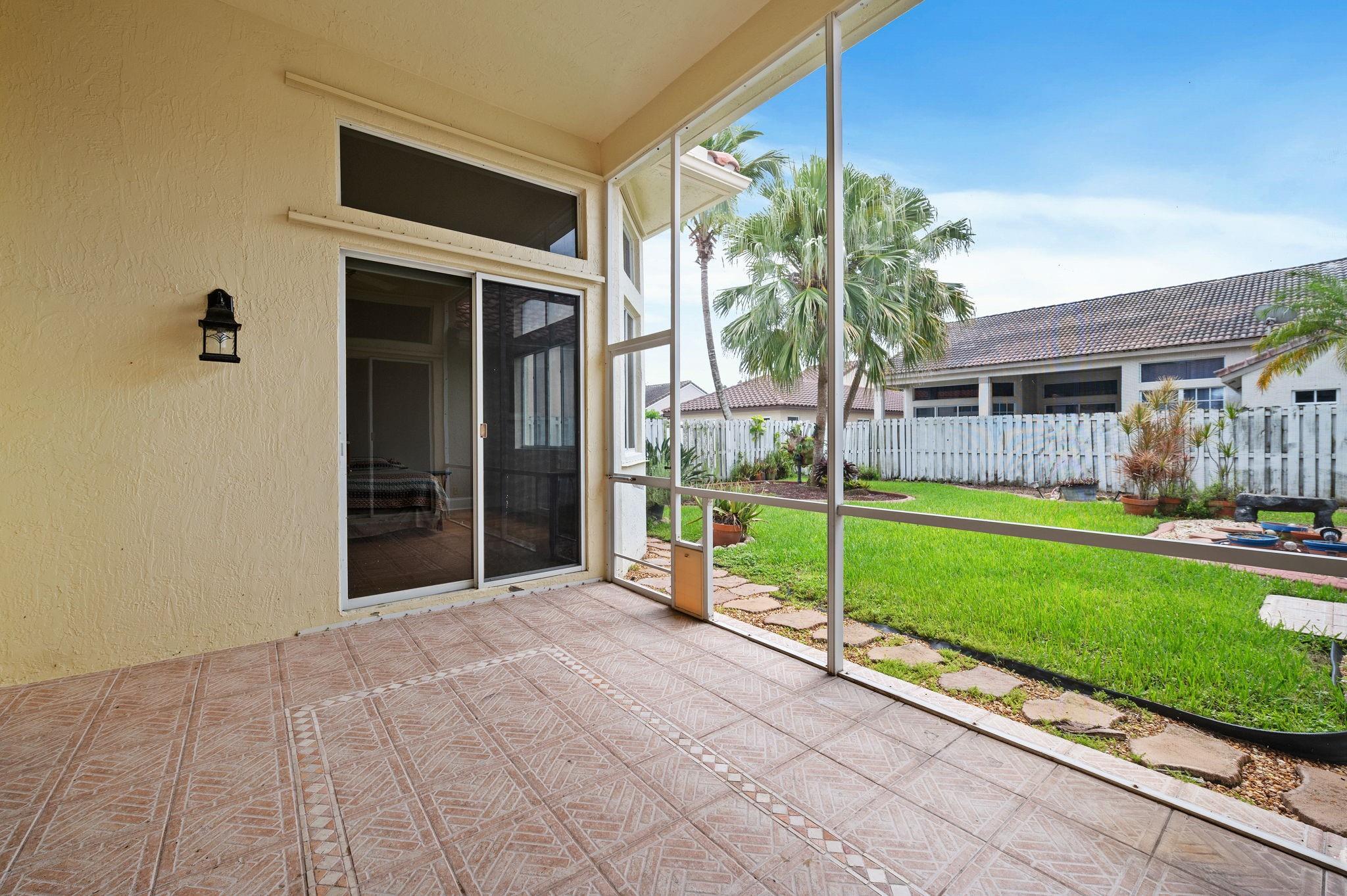 Sector 4 North 153-46 B - Residential