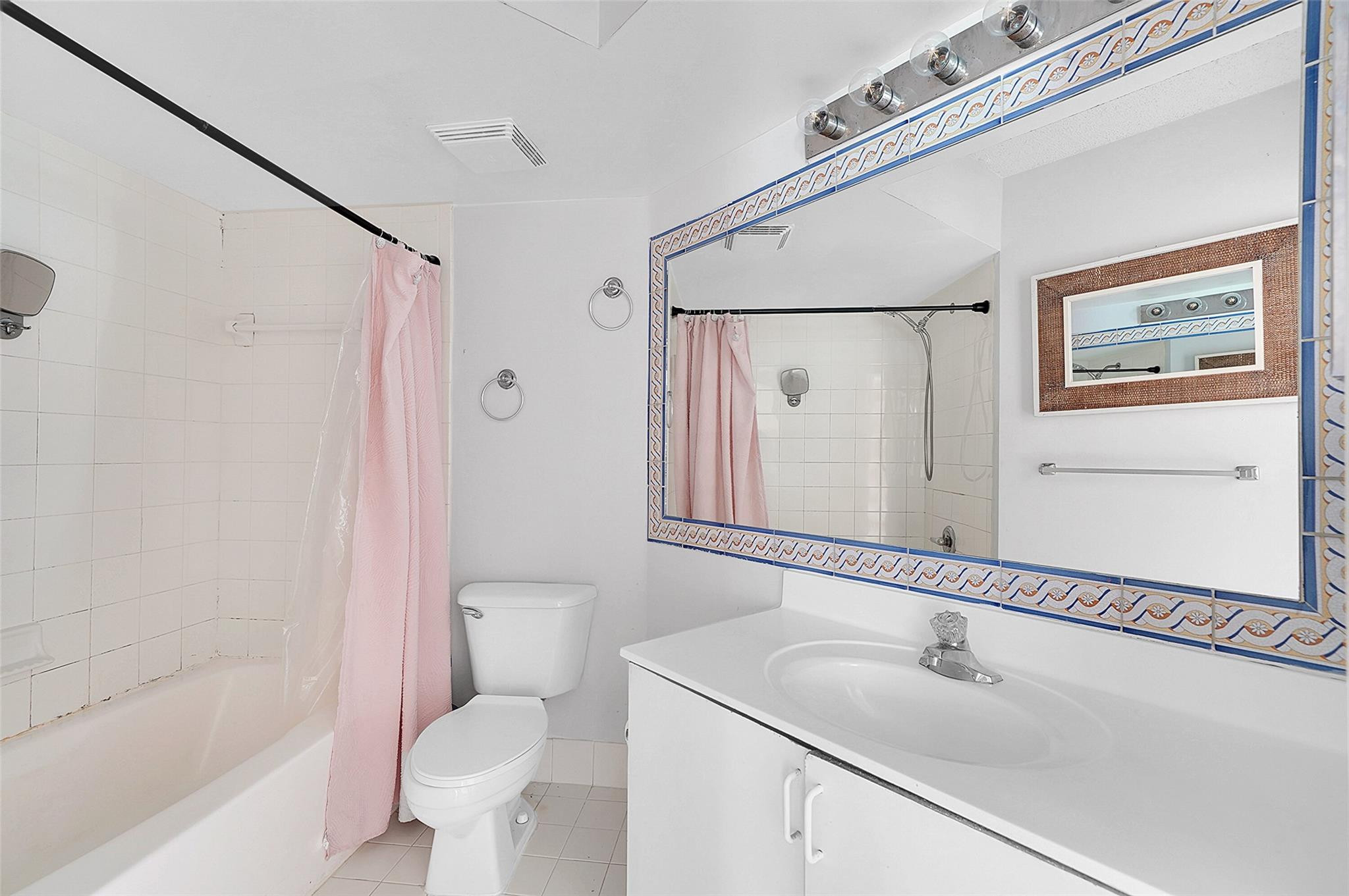 La Via - Residential